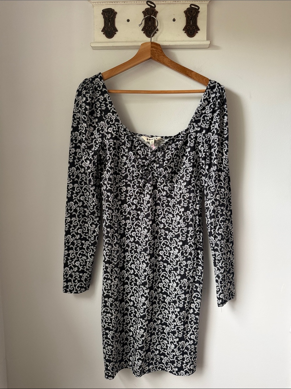 Black and White Patterned Long Sleeve Women's Dress